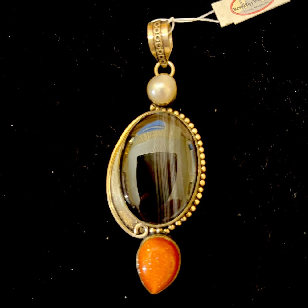 SS Black onyx, pearl and Sunstone pendant